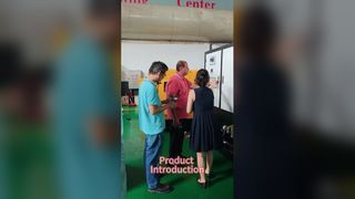 वास्तविक मशीन संचालन और पेशेवर स्पष्टीकरण के साथ कार्यशाला में ग्राहकों का स्वागत करें।