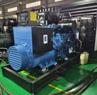 750KVA SHX गैस जनरेटर सेट कमिंस यूचाई वीचाई इंजन के साथ प्राकृतिक गैस बायोगैस एलपीजी जनरेटर निर्माता औद्योगिक के लिए उच्च प्रदर्शन विद्युत जनरेटर बिजली की आपूर्ति